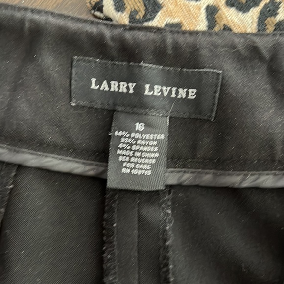 Larry Levine 🖤 wide leg slacks - Picture 9 of 13